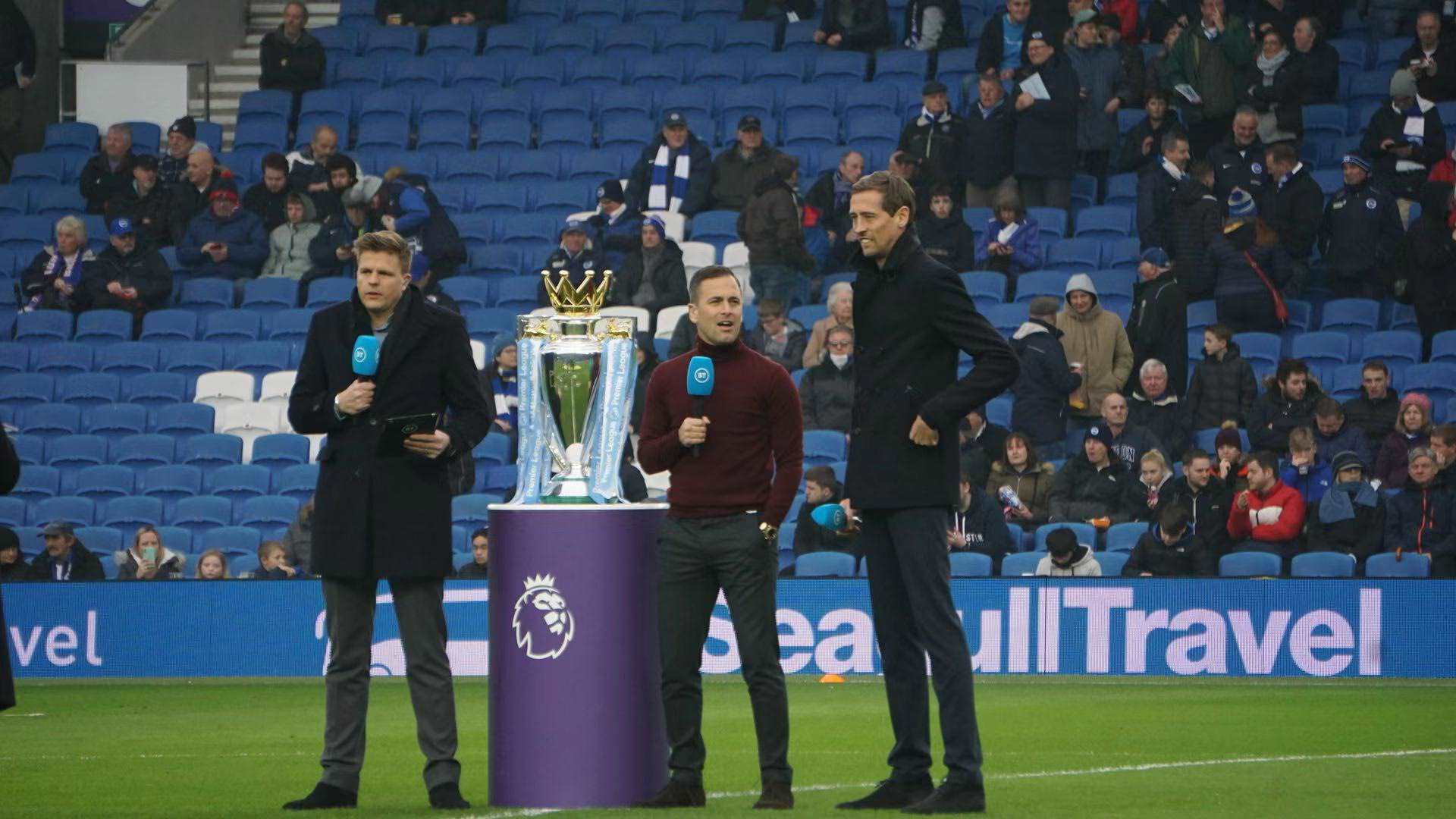 在即将面对 在即将面对